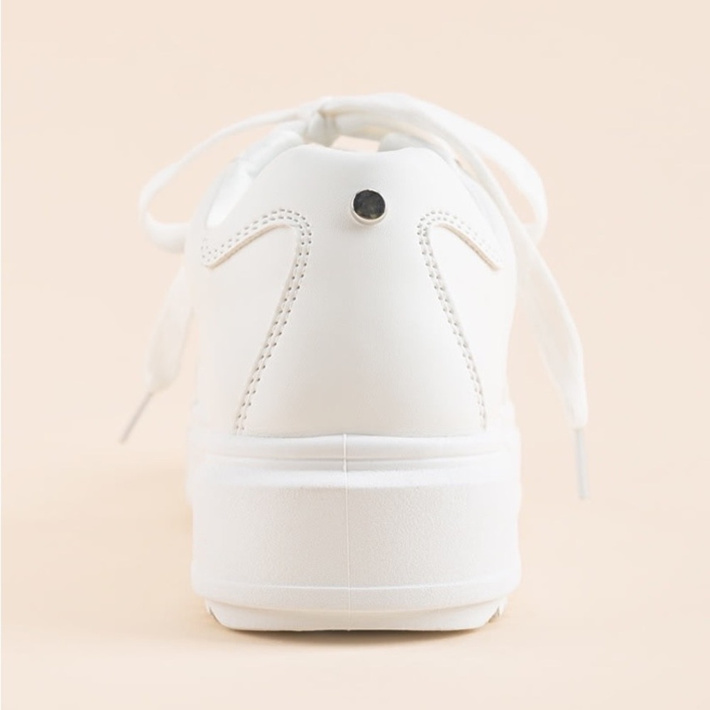 EUC Madden Girl Jesi Sneaker - Size 6.5 - Picture 2 of 12